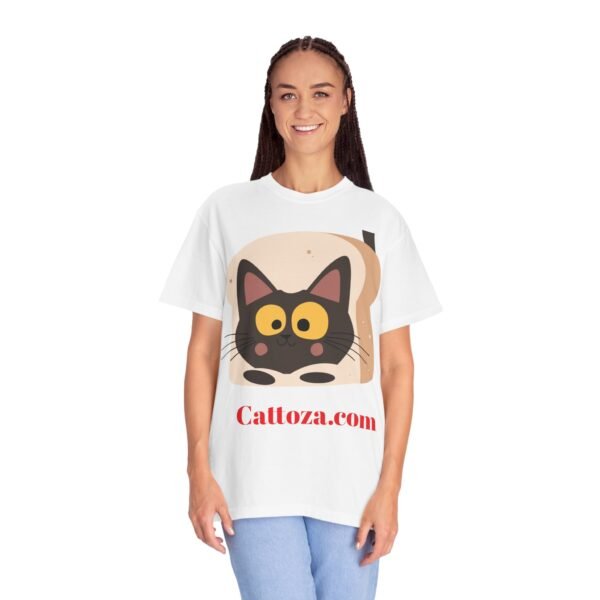 Cute Cat & Heart Unisex T-Shirt - 'Be Mine' Design